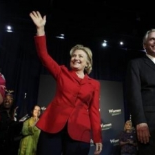 Hillary Clinton wears the famous pantsuit in red by Susanna Beverly Hills